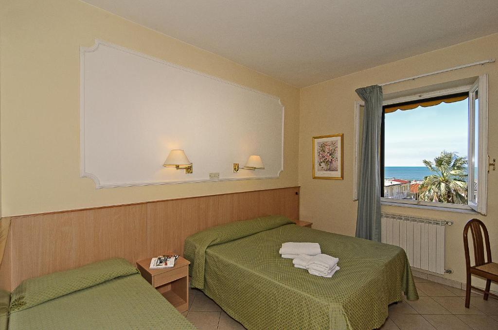 Hotel Bahia Viareggio Room photo